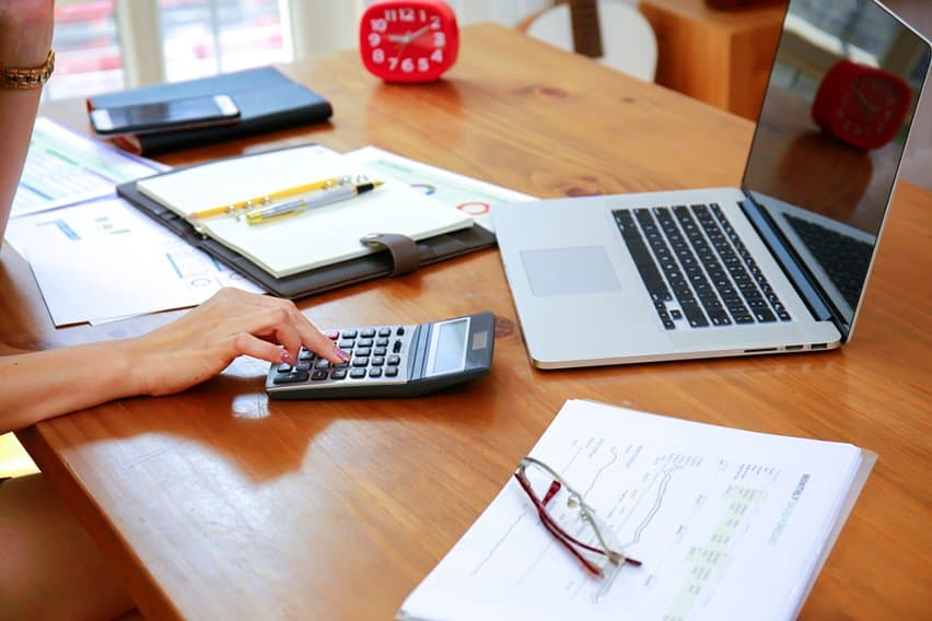 Difference Between Job Costing and Process Costing image