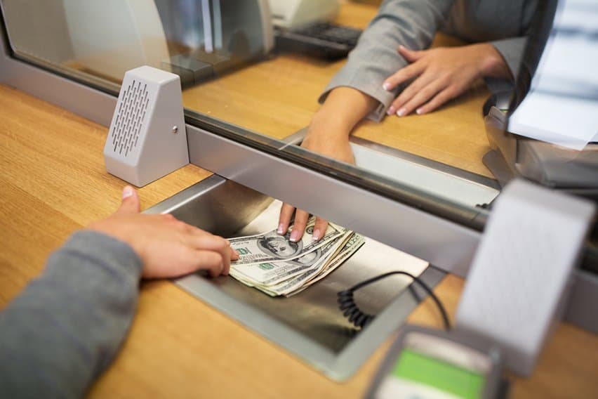 What Is an Outstanding Deposit? image