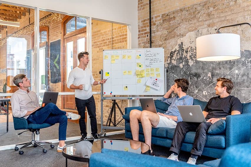 Sole Trader Advantages & Disadvantages image