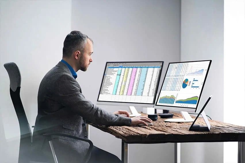 6 Best Online Bookkeeping Services for Small Businesses in 2025 image