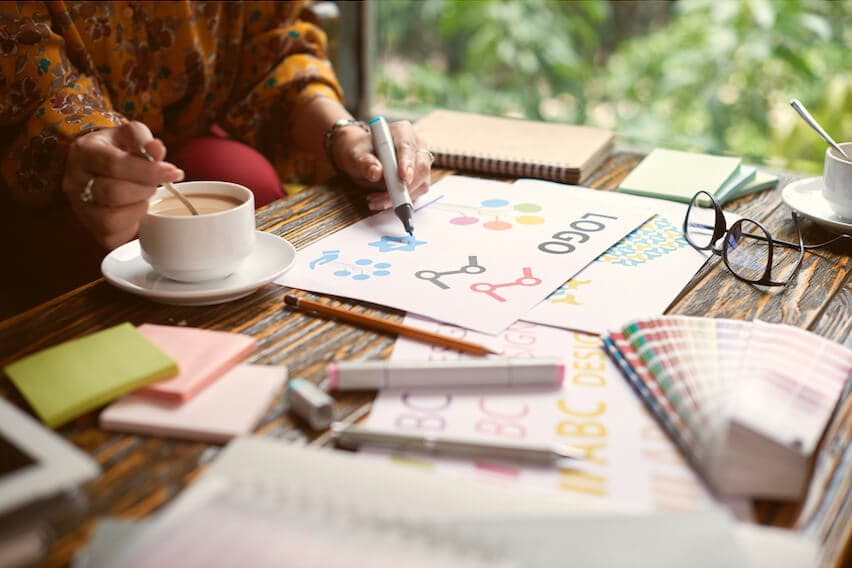 The Best Tools to Create Your Own Logo in 2023 image