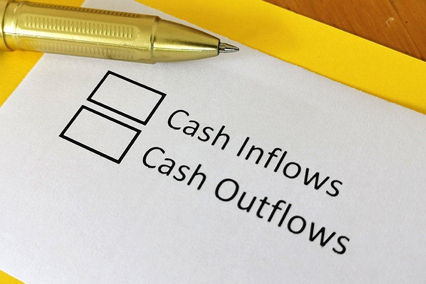 Cash Inflow vs Outflow: What's the Difference?